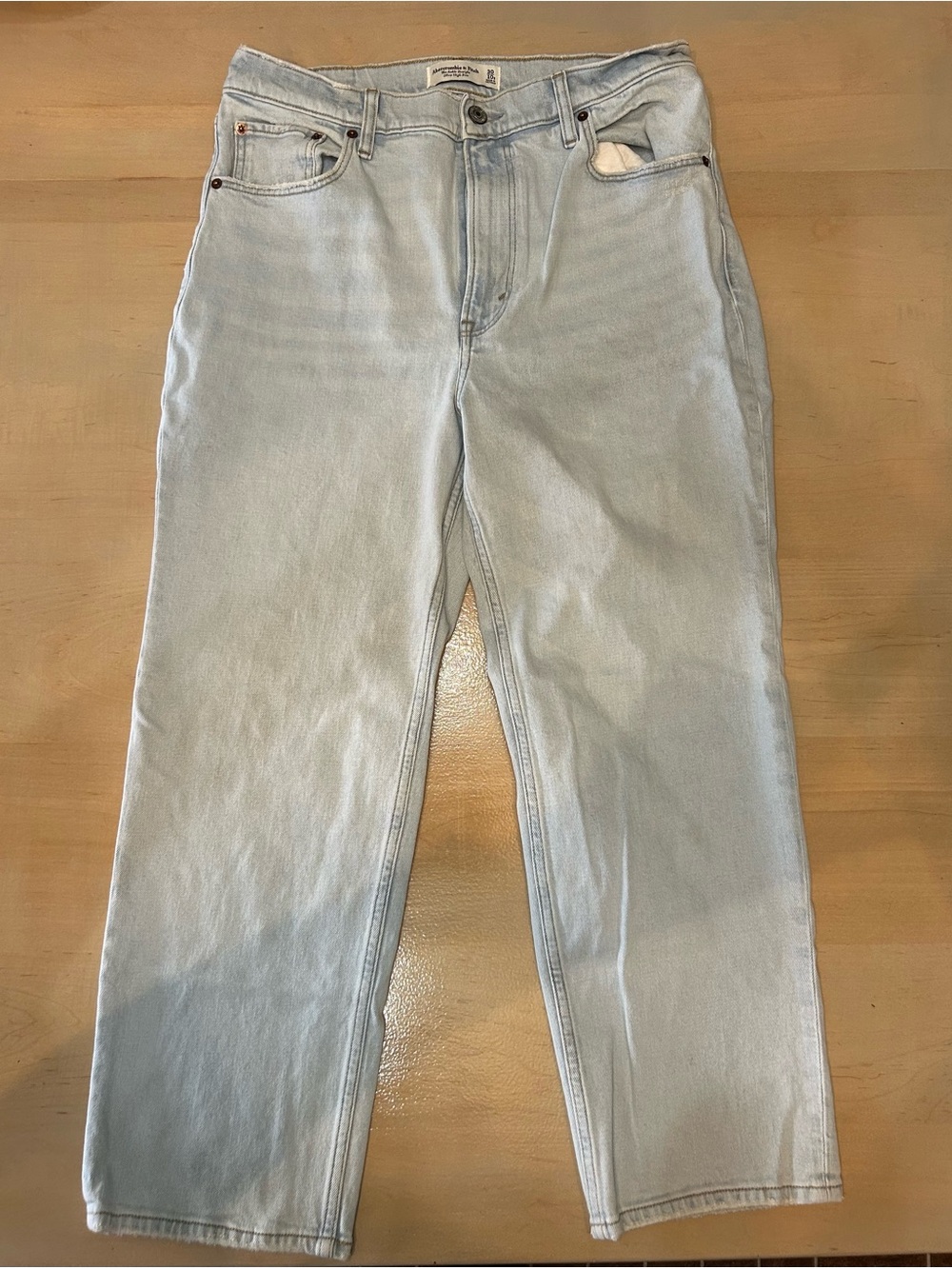 Abercrombie & Fitch Light Blue Relaxed Jeans